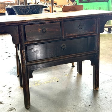Primitive Work Bench w/3 Drawers