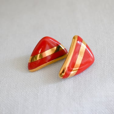 1980s Red and Gold Ceramic Triangle Pierced Earrings 