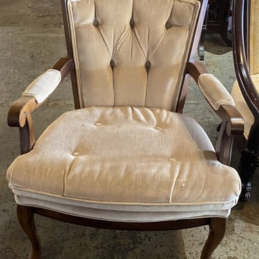 Creme Tufted Back Arm Chair