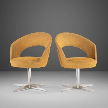 Set of Two (2) Italian Modern Swiveling Accent Chairs in Original Gold Knit Fabric by E & P Ciani for Aceray, Italy, c. 1980's 