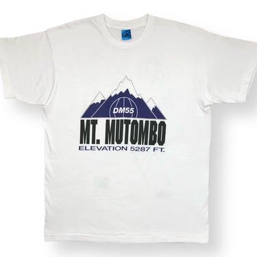 Vintage 90s Dikembe Mutombo “Mt Mutombo Elevation 5287ft” Double Sided Signature Basketball Graphic T-Shirt Size Large/XL 
