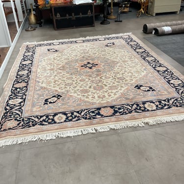 8’ x 10’ Hand Woven Rug