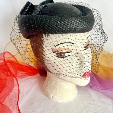 Veiled Pill Box Hat, 80s Goes 50s, Black Straw Raffia, Big Bow, Netting, Vintage 