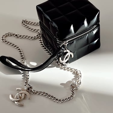 Vintage CHANEL CC Logo Black Patent Leather Rubiks Cube Wristlet w Silver Charm Chocolate Bar Quilted Clutch Bag Purse 