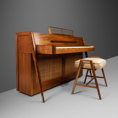 Early Mid Century Modern Baldwin Acrosonic Piano in Walnut and Caning, USA, c. 1965 