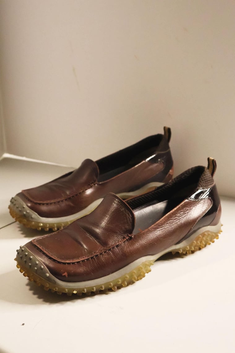 靴 miumiu archive 90s square toe loafers 1999 Miu Miu bubble sole loafers 37.5 #miumiu #90s | Depop
