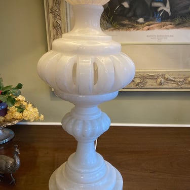Monumental White Alabaster Lamp SHIPPING NOT INCLUDED 