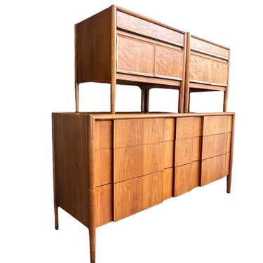 Free Shipping Within Continental US - Vintage Mid Century Modern Dresser Cabinet Storage Drawers and End Table Set 