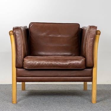 Danish Mid-Century Beech & Leather Lounge Chair - (323-034.1) 