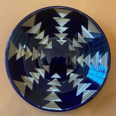Serving Bowl - Dark Blue on Brown and White Triangle Stacks 