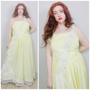 1980s Vintage Pastel Yellow Plus Size Princess Dress / 80s / Eighties One Shoulder Ruffled Cotton Blend Gown / Size 1X 