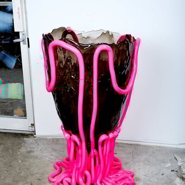 3XL Indian Summer Vessel in Hot Pink