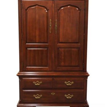 THOMASVILLE FURNITURE Collector's Cherry Traditional Style 40" Armoire / Door Chest 10111-330 