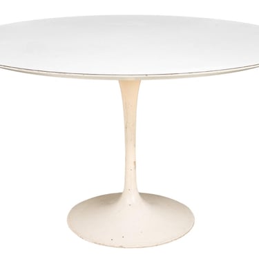 Eero Saarinen Round Tulip Dining Table