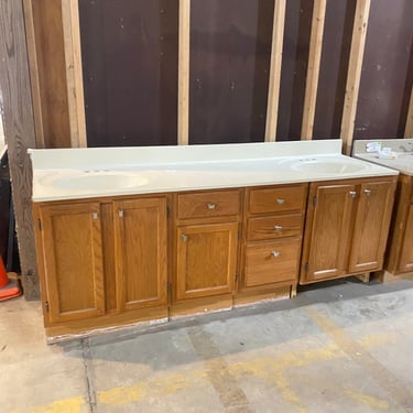 Freestanding Double Bathroom Vanity