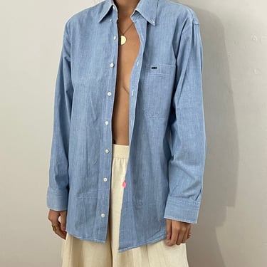 80s chambray pocket shirt / vintage light blue cotton chambray denim oversized Alexander Julian boyfriend pocket shirt | Large 