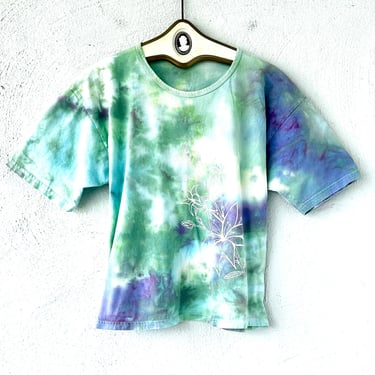 Vintage Hawaiian Tiare Tshirt 1990s Tie Dye Hawaii Floral Artsy Design T-shirt Top 