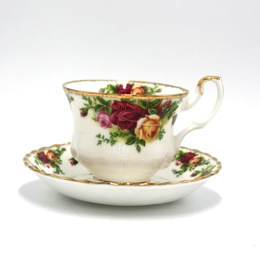 vintage Royal Albert Old Country Roses teacup 