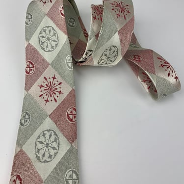 Early 1960's Tie - Geometric Diamond Pattern - Pink & Silver Rayon Fabric - Slim Square-End Tie 
