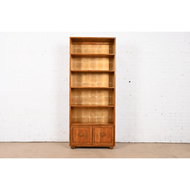 Henredon Mid-Century Modern Campaign Oak Bookcase Cabinet, Circa 1970s