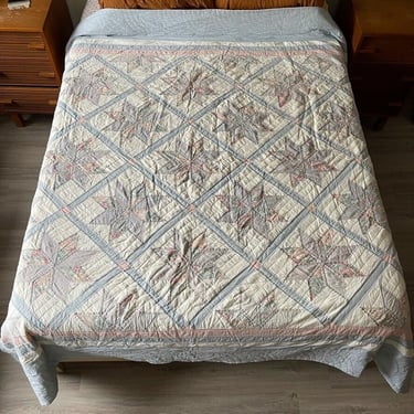 Vintage Handmade Hand Stitched Star Patch Pastel Cotton Reversible Quilt Blanket 