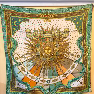 Private Listing Hermes “Carpe Diem” Green Cream Silk Scarf
