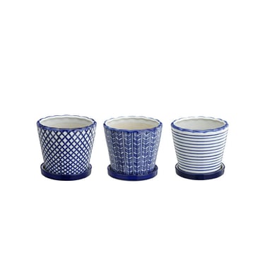 4.5" Assorted blue and white pot