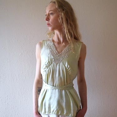 1930s silk satin and lace top . vintage blouse . size xs to small 