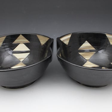 Kissing Serving Bowl Set- Black with Marbled Clay - Triangle Patterned 