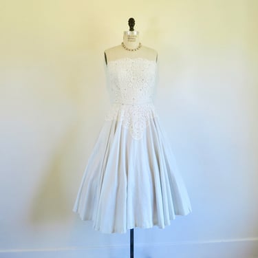 Vintage 1950's Minx Modes Light Gray White Lace Party Dress Fit and Flare Rhinestone Trim Spring Summer Bridal Cocktail 26