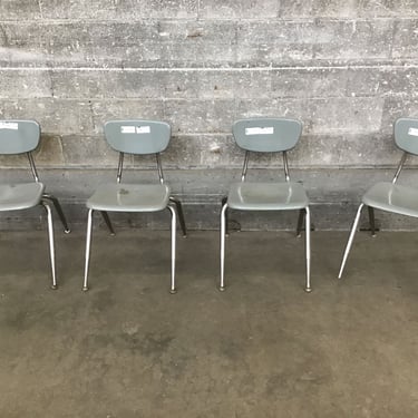 [4] Adult Size School Chairs (Seattle)