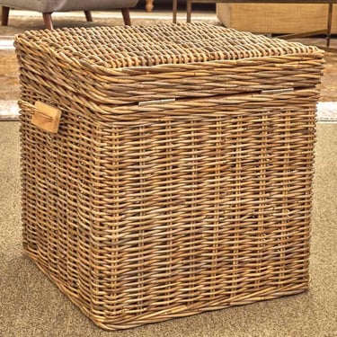 Square Wicker Lift Top Trunk