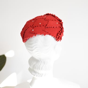 Red Felt 50s Casque Hat 