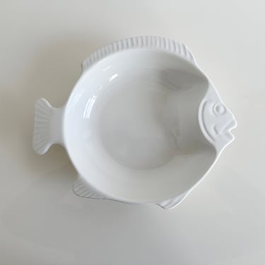Fish Shaped Pfaltzgraf Hearth Seafood Bake 'N Serve White Stoneware USA Vintage 1970s 