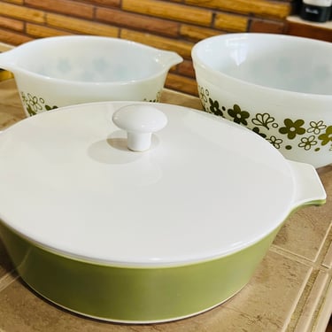 Vintage Pyrex and Corning Ware Dishes Bowls 