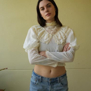 Vintage 70's Lace Blouse / High Neckline Cropped Antique Style Blouse / 1970's 1980's Cream Top / Puffed Sleeves Victorian Look 