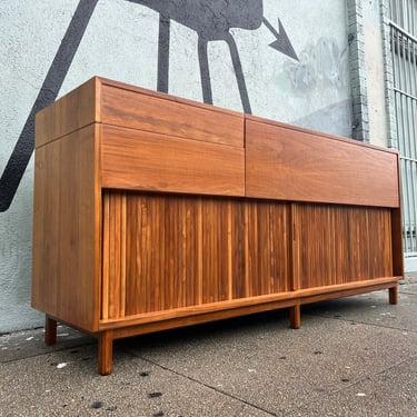 Mid Century 1960s Stereo Console with Tambour Doors 