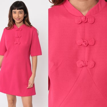 Pink Mini Dress 70s Mod Dress Frog Button up Shift Dress Retro Short Sleeve Gogo Twiggy Go Go Asian Boho Vintage 1970s Edith Flagg Medium M 