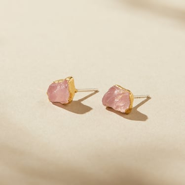raw rose quartz stud earrings, pink quartz earrings, pink stone jewelry, healing crystal jewelry, January birthstone gift for her 