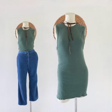 ribbed spruce tank -  vintage womens 90s y2k green sleeveless top shirt casual comfortable summer 