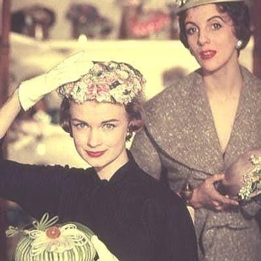 VTG Stern Brothers, 1950’s Woman’s Hat, Excellent Condition, Black, Netting Straw 1950s Vintage Hats for Women for sale | eBay main image 4