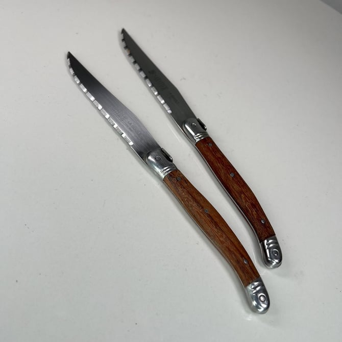 The Bee La Guiole Two Serrated Knives Wood Handle Sabatier France 