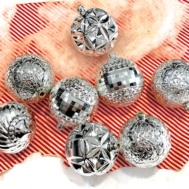 SUPPLY: 8pcs - Silver Christmas Craft Finds - Plastic Bulbs Pick Heads, Crafts Garlands Corsage Arrangements 