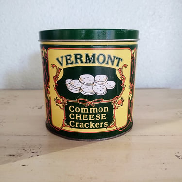 Vintage Aged Vermont Common Cheese Crackers Green & Yellow Tin 