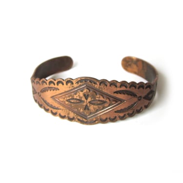 Vintage Solid Copper Cuff Bracelet with a Southwest Native American Pattern, Rich Patina, Boho Chic, Hippie Chic Jewelry, Gift for Her 