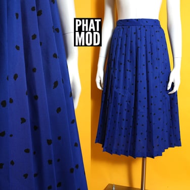 Fabulous Vintage 80s 90s Blue with Black Abstract Dots Pleated Mid-Length Skirt 