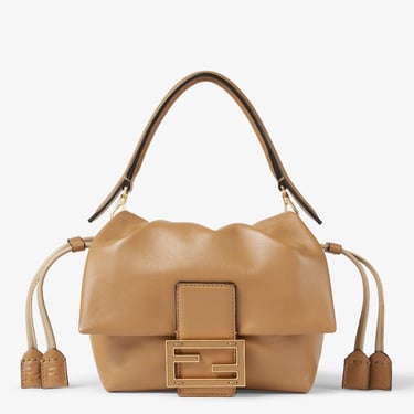Fendi Mamma Baguette Small Bag In Beige Nappa Women