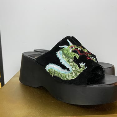 NYLA, 1990s platforms, embroidered dragons, y2k, vintage mules, 90s slides, size 8, asian style, black wedges, sandals 