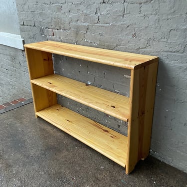 Southern Pine Bookshelf