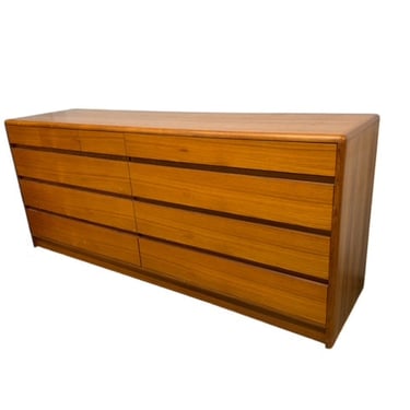 Nordisk Andels-Eksport Mid-Century Danish Modern Teak 10 Drawer Credenza Dresser EK221-245